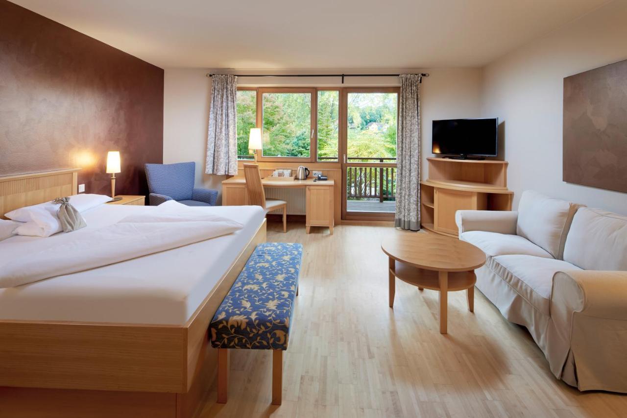 Ayurveda Resort Mandira バート・ヴァルタースドルフ エクステリア 写真